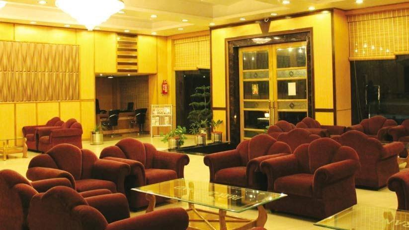 Hotel Park Grand, At Haridwār Exteriör bild